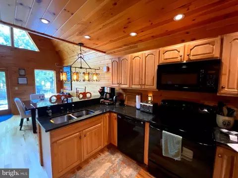 Kitchen - 4839 Graces Cabin Rd, Springfield, WV 26763 photo 3 of 3