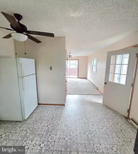 Entry Way - 451 Harmison Ln, Romney, WV 26757 photo 2 of 5