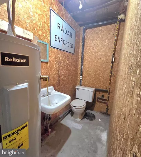 Bath - 451 Harmison Ln, Romney, WV 26757 photo 3 of 3