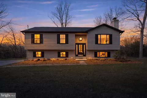 80 Scotsmans Glen Rd, Capon Bridge, WV 26711