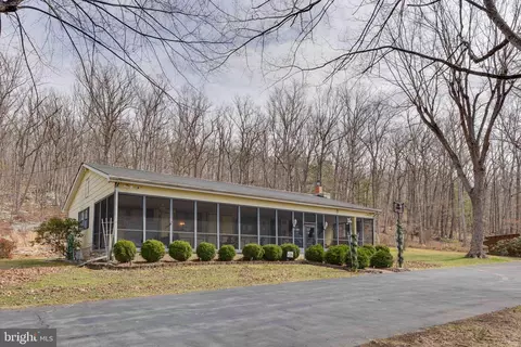 73 Haven Rest Ln, Bloomery, WV 26817