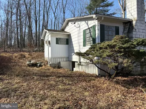 6427 Back Creek Rd, High View, WV 26808