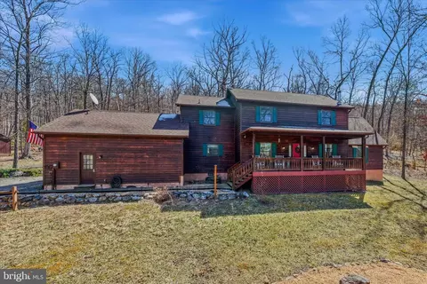580 Braeburn Dr, Augusta, WV 26704