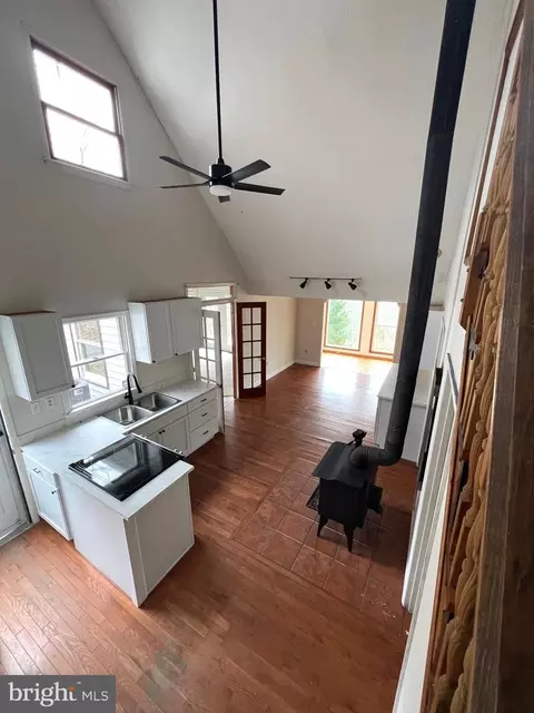 Entry Way - 2932 Kerns School Rd, Springfield, WV 26763 photo 1 of 7