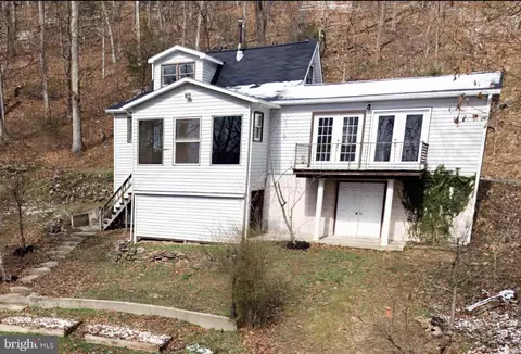 2932 Kerns School Rd, Springfield, WV 26763