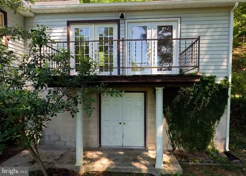 Exterior - 2932 Kerns School Rd, Springfield, WV 26763 photo 3 of 6