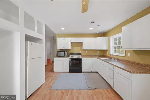 Kitchen - Aa Rogers, Augusta, WV 26704 photo 2 of 3