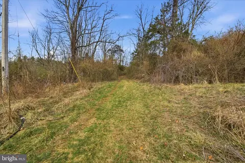 Entry Way - Aa Rogers, Augusta, WV 26704 photo 4 of 14