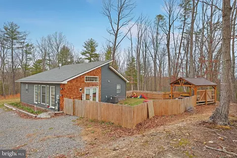 2641 Hickory Corner Rd, Augusta, WV 26704