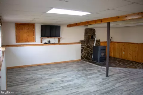 Living - 387 W Ridge Loop Rd, Romney, WV 26757 photo 3 of 4
