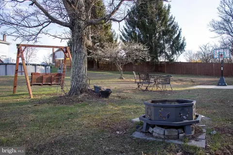 Exterior - 387 W Ridge Loop Rd, Romney, WV 26757 photo 7 of 10
