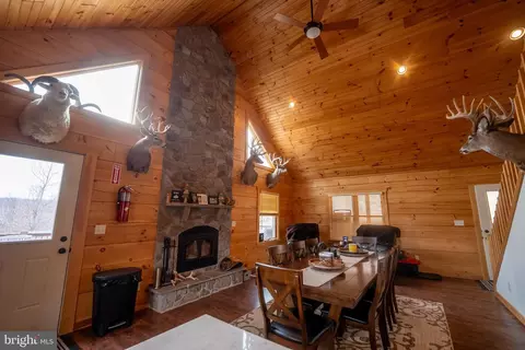 500 Lexington Dr, Romney, WV 26757