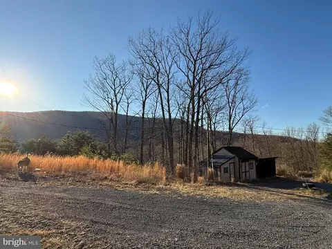 37 Advent Dr, Augusta, WV 26704 photo 2