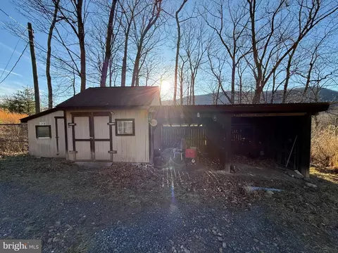 37 Advent Dr, Augusta, WV 26704 photo 10