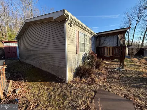 37 Advent Dr, Augusta, WV 26704 photo 5