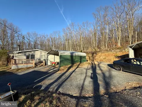 37 Advent Dr, Augusta, WV 26704 photo 3