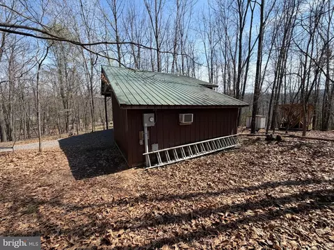 217 Trapper Ln, Augusta, WV 26704 photo 21