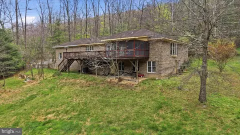 783 Ritters Valley Dr, Capon Bridge, WV 26711