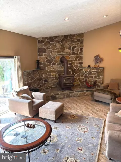 Living - 207 Sky Ridge Rd, High View, WV 26808 photo 1 of 1