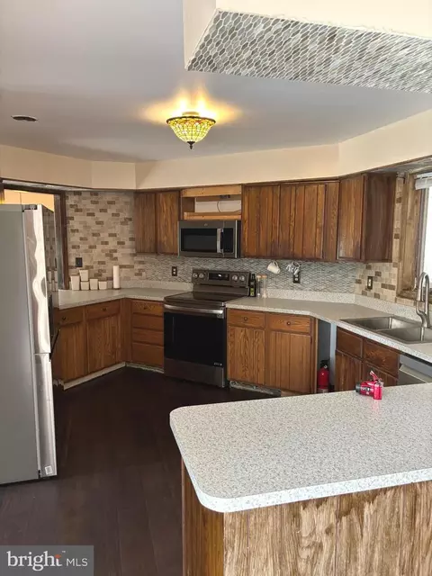 Kitchen - 207 Sky Ridge Rd, High View, WV 26808 photo 1 of 2