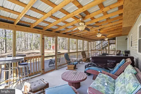 Exterior - 25 Fox Craft Ct, Green Spring, WV 26722 photo 6 of 8