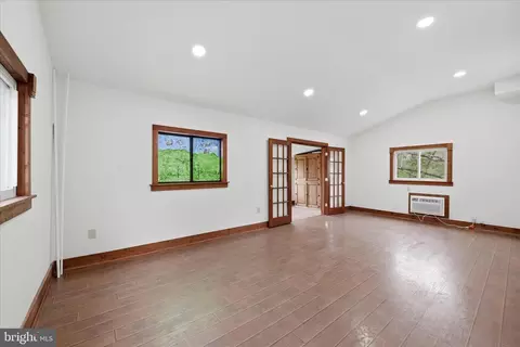 216 Cedar River Ln, Augusta, WV 26704