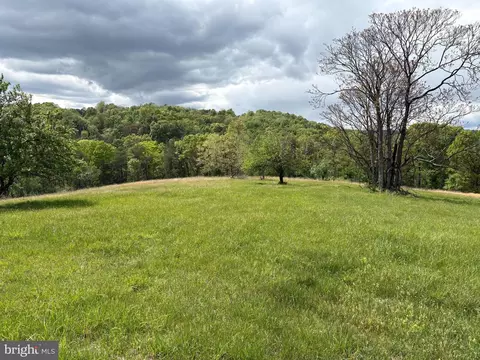 200 92 Ac Northwestern Pike, Romney, WV 26757