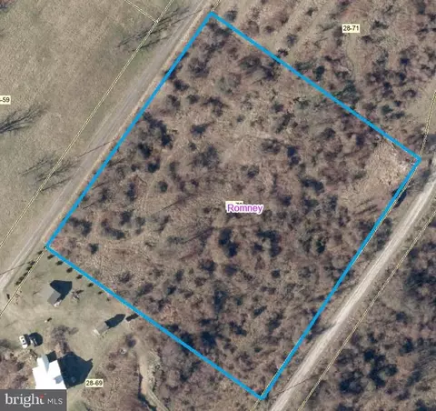 2733 High Apple Mountain Rd, Romney, WV 26757
