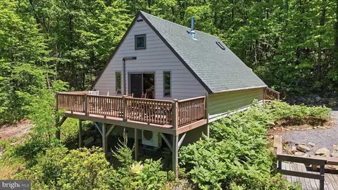 257 York Cres, Capon Bridge, WV 26711