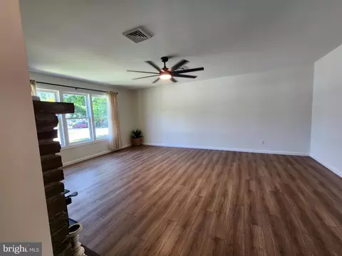 Living - 412 Everett Pl, Romney, WV 26757 photo 1 of 3
