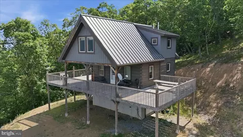 757 Brocket Dr, Springfield, WV 26763