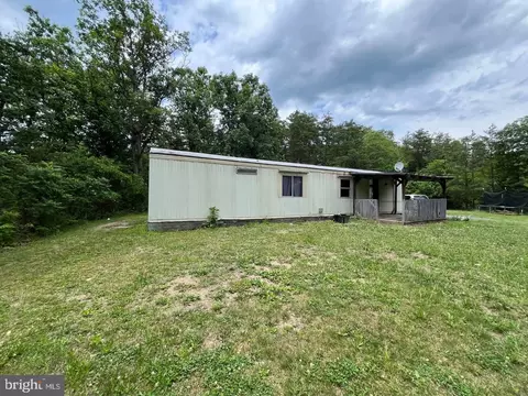 179 Angle Dr, Purgitsville, WV 26852