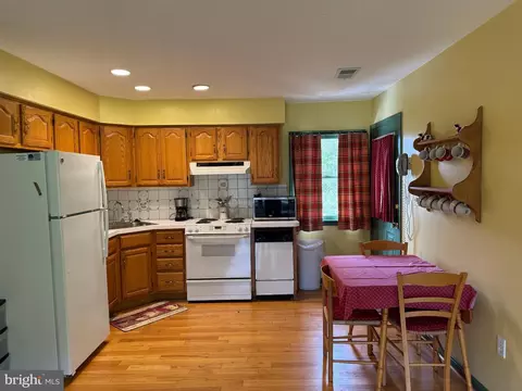 Kitchen - 259 River Dr, High View, WV 26808 photo 1 of 2