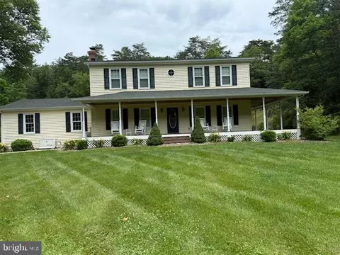 6180 Slanesville Pike Rd, Points, WV 25437