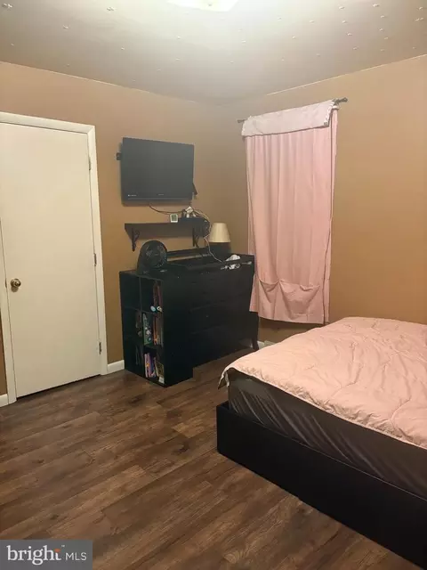 Bedroom - 80 Mitchell St, Romney, WV 26757 photo 4 of 5