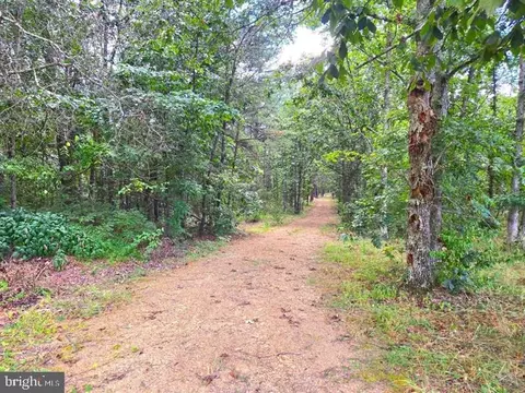 8 Harper Dr, Augusta, WV 26704 photo 3