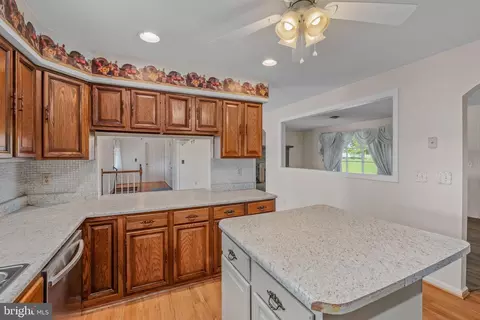 Kitchen - 25 Pancione Loop, Augusta, WV 26704 photo 4 of 6