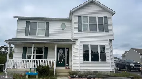 70 Cornwell Dr, Romney, WV 26757