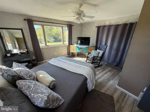 Bedroom - 20 Hawley Ln, Springfield, WV 26763 photo 2 of 9
