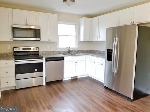 182 Ranson Estates Cir, Ranson, WV 25438 photo 7