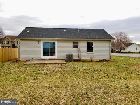 182 Ranson Estates Cir, Ranson, WV 25438 photo 3