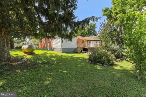 214 W Sixth Ave, Ranson, WV 25438 photo 6