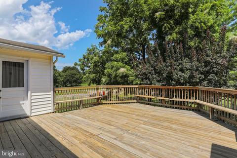 214 W Sixth Ave, Ranson, WV 25438 photo 10