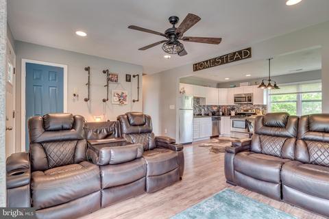 80 Hickory Ln, Ranson, WV 25438 photo 10