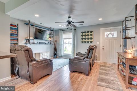80 Hickory Ln, Ranson, WV 25438 photo 8