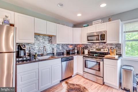 80 Hickory Ln, Ranson, WV 25438 photo 14