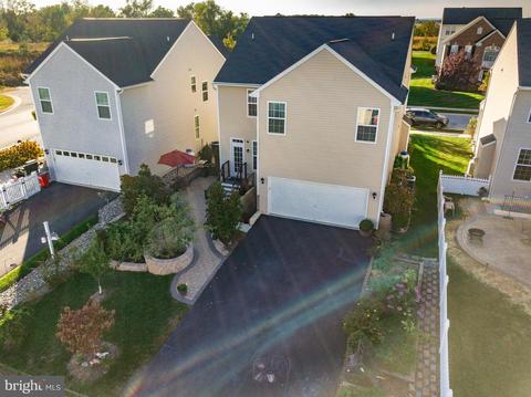 1310 Destier St, Ranson, WV 25438 photo 8