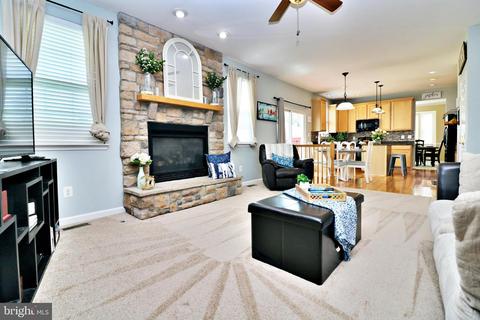 8 Watercourse Dr, Ranson, WV 25438 photo 21
