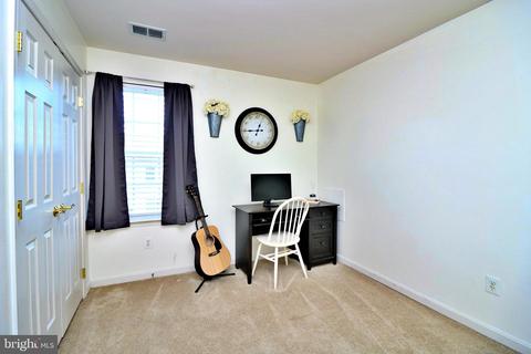 8 Watercourse Dr, Ranson, WV 25438 photo 37