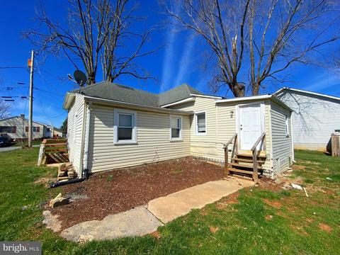 704 N Marshall St, Ranson, WV 25438 photo 5
